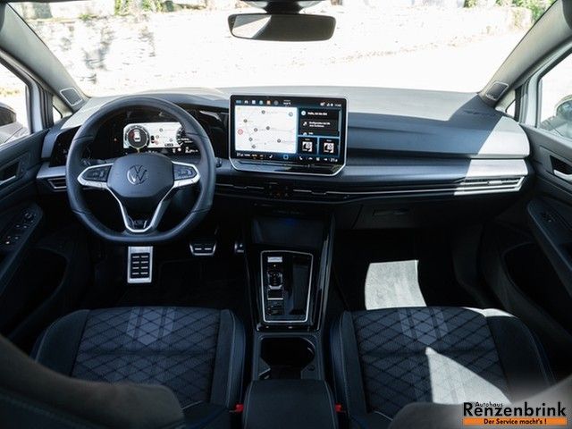 Golf VIII Variant R-Line TSI DSG 4M. Black Style