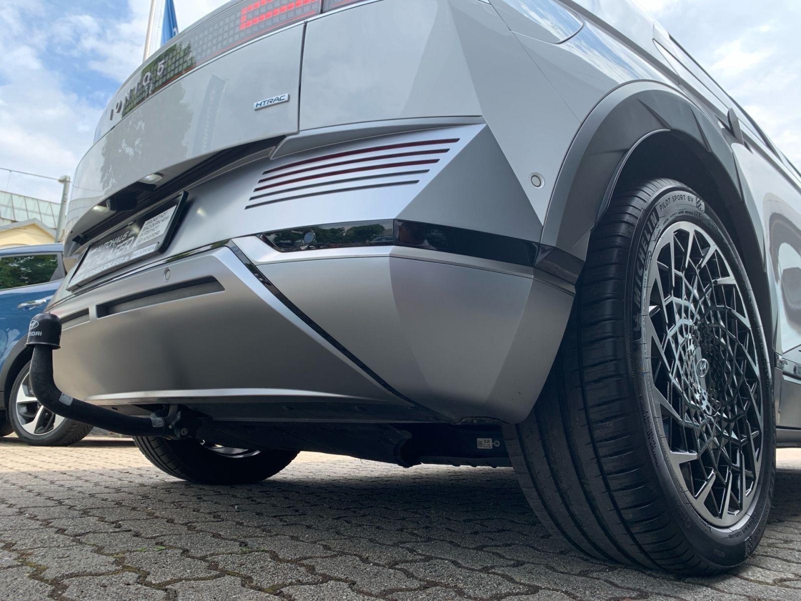 Fahrzeugabbildung Hyundai IONIQ 5 Project 72,6 kWh 45 4WD Solar