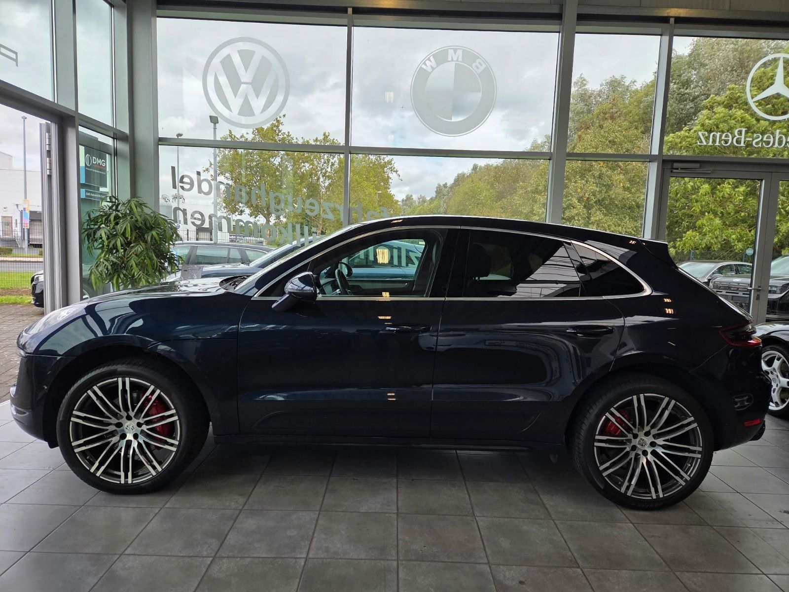 Fahrzeugabbildung Porsche Macan Turbo/Vollaustattung/erst 47000km/1-HD