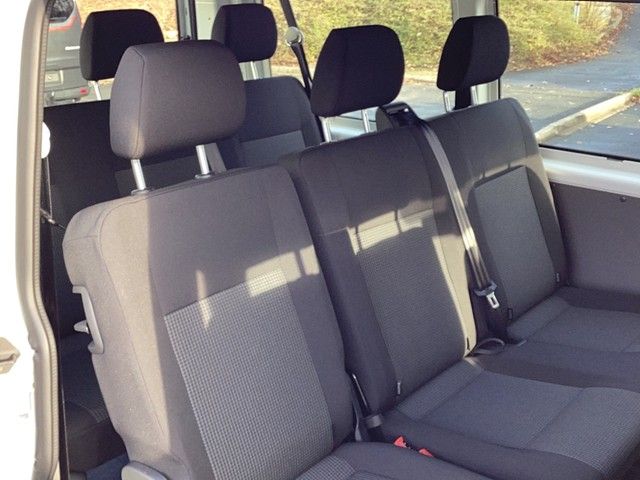 Fahrzeugabbildung Volkswagen T6 Kombi T6.1 TDI 9-Sitzer KLIMA PDC DAB