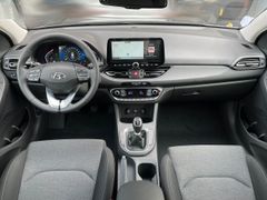 Fahrzeugabbildung Hyundai i30 1.0 T-GDI Edition 30+ *Navi*CarPlay*CAM*LED*