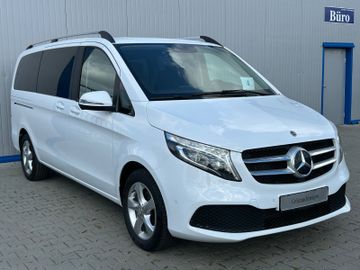 Mercedes V 220 - 3