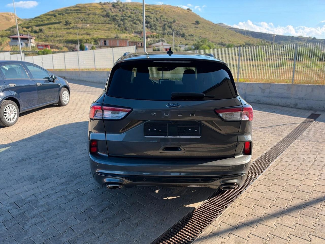 Ford FORD KUGA 2.0 TDCI ST-LINE 120CV imagem 3
