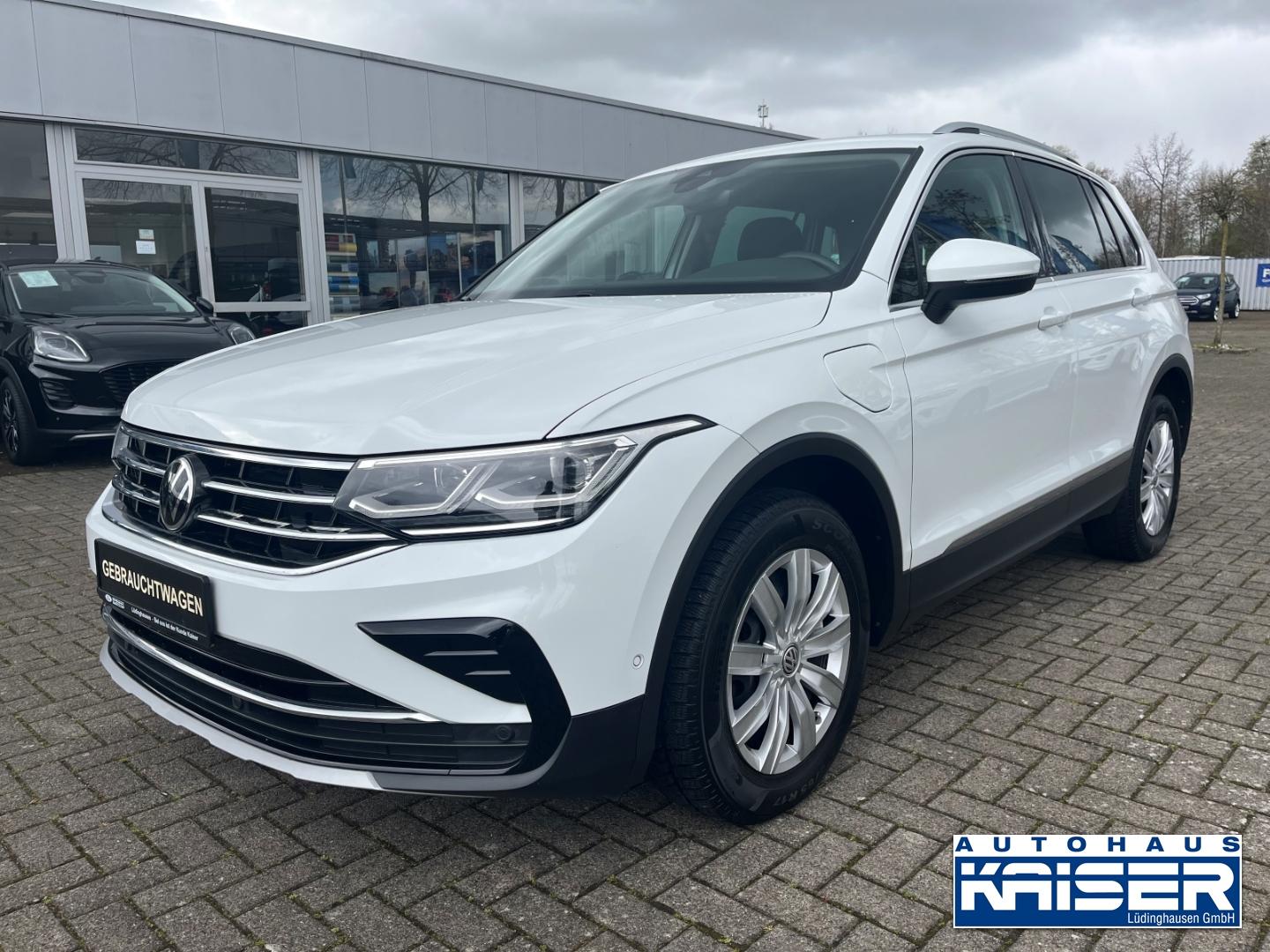 Volkswagen Tiguan Elegance eHybrid AHK-klappbar  Soundsyste