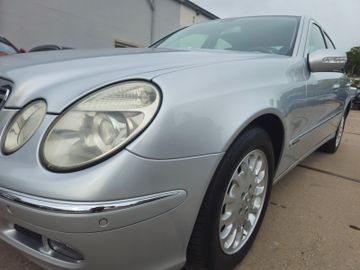 Mercedes E 220 - 11