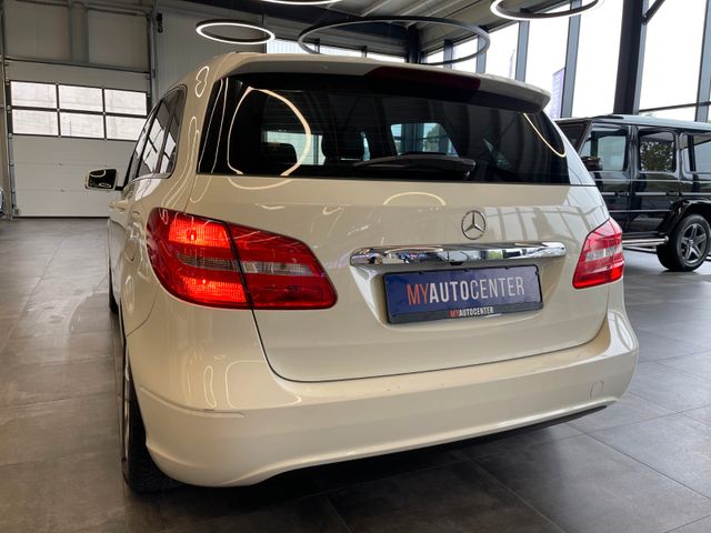 Mercedes-Benz B 180 *Kamera*Klima*Unfallfrei*