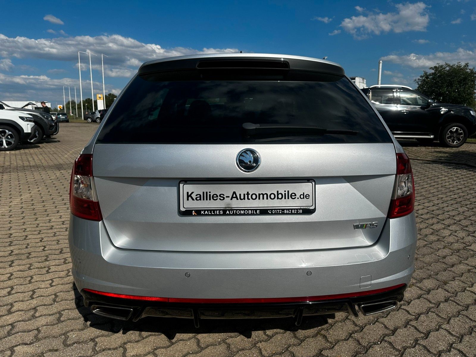 Fahrzeugabbildung SKODA Octavia Combi RS Autom. Leder