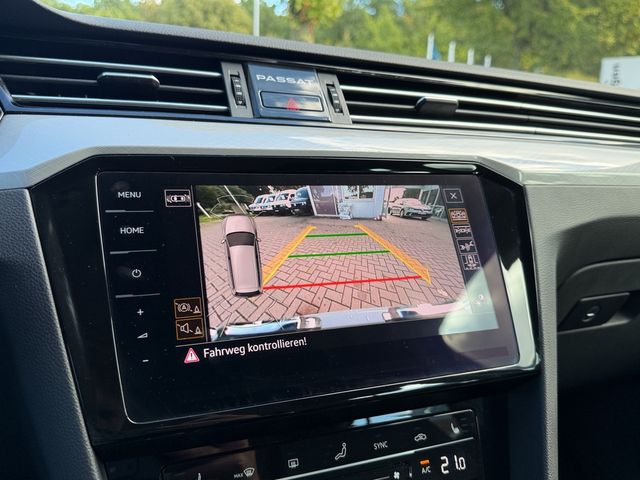 Passat Variant 2.0 TDI Business DSG FACEL. LED
