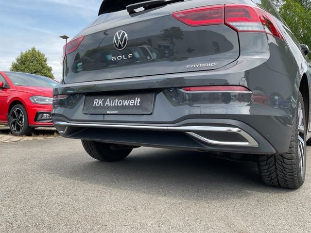 Golf 8 VIII Style eHybrid Panodach Navi Rear Vie