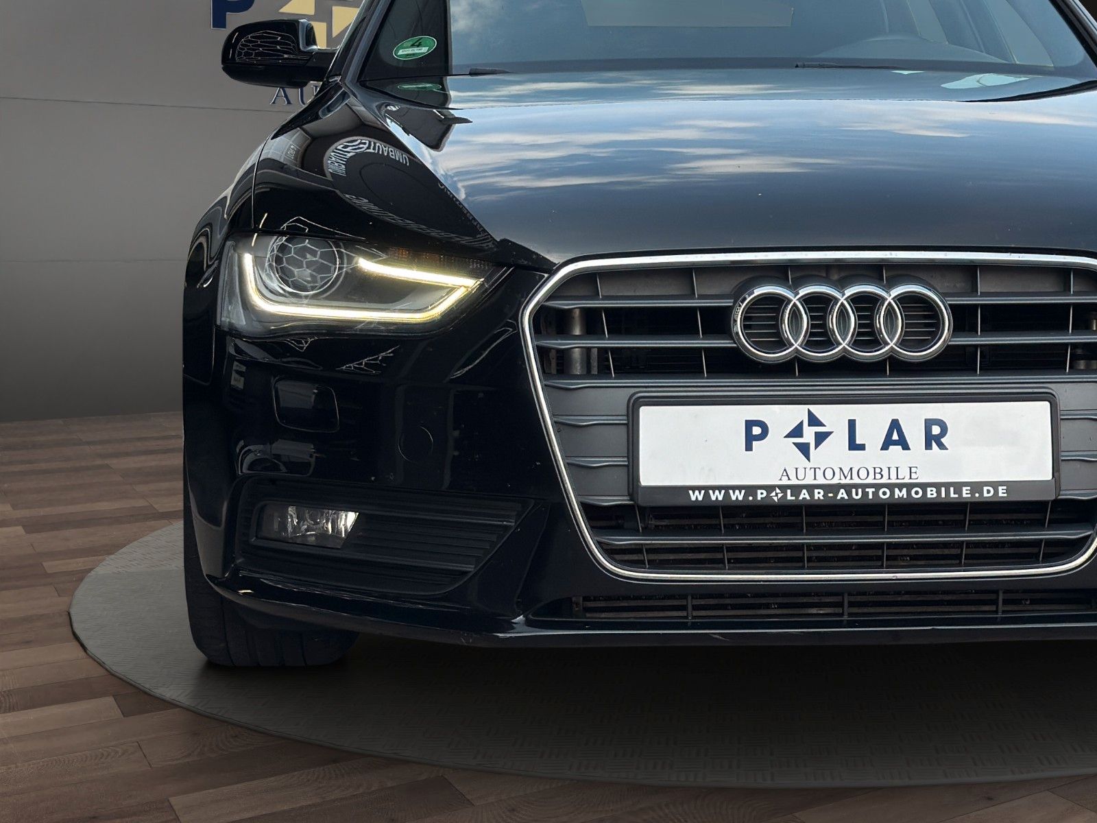 Fahrzeugabbildung Audi A4 Avant 2.0 TDI *S-line*Tempomat*Teilleder*Navi