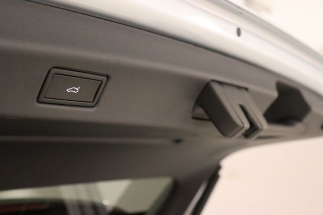 ID.7 Tourer Pro AHK Wärmepumpe EasyOpen IQ.LIGHT