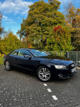 Audi A5 Coupé 3.2 FSI V6 - Audi A5 mit Benzin-Antrieb: Sportwagen, 3.2