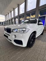 BMW X5 xDrive 30 d - BMW X5 in Bochum