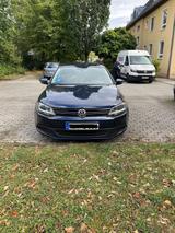 Volkswagen Jetta 1.2 TSI Comfortline Comfortline - blaue Volkswagen Jetta
