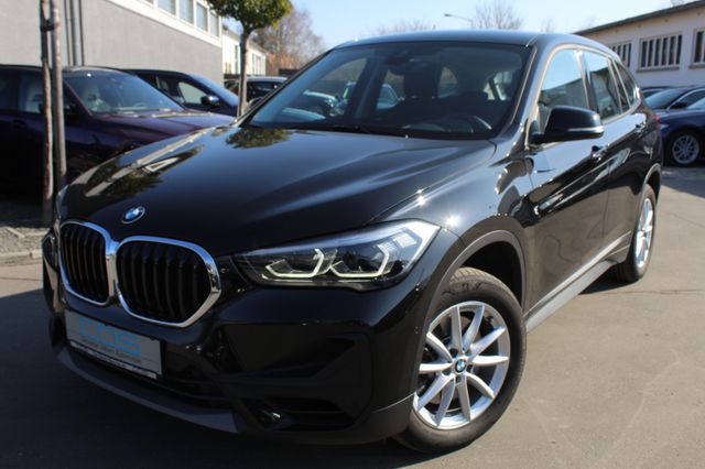 BMW X1 xDrive 20 i Advantage Aut. +AHK+RFK+DAB+