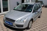 Ford Focus Turnier Trend Alwetterreifen... - Ford Focus aus 2005: Kombi
