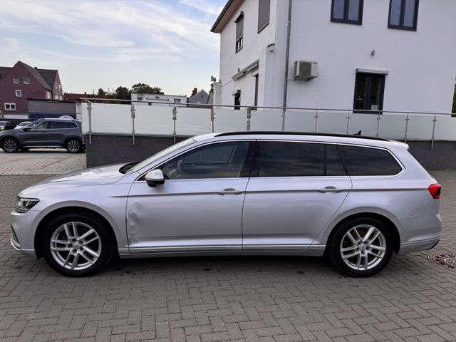 Volkswagen Passat Variant Business DSG/NAVI LED