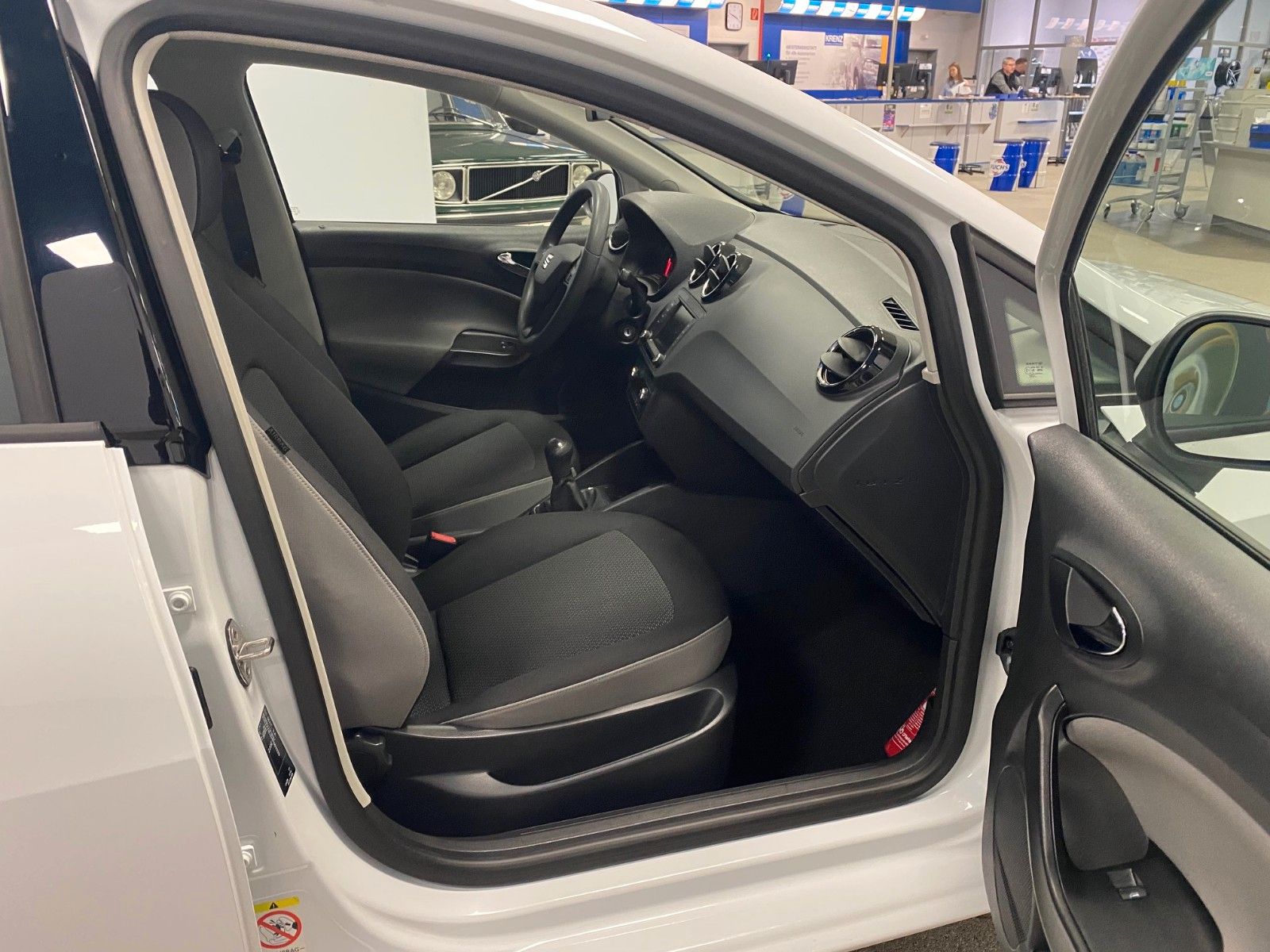 Fahrzeugabbildung SEAT Ibiza 1.0 TSI Style+Checkheft+Freisprech+Tempoma