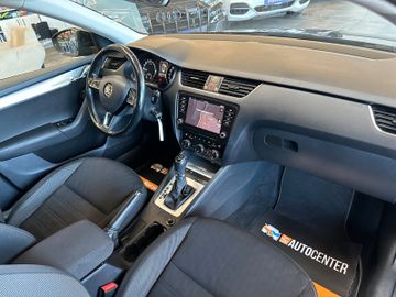 Skoda Octavia *ACC*PDC*NAVI*2-Zonen*Car-PLAY*