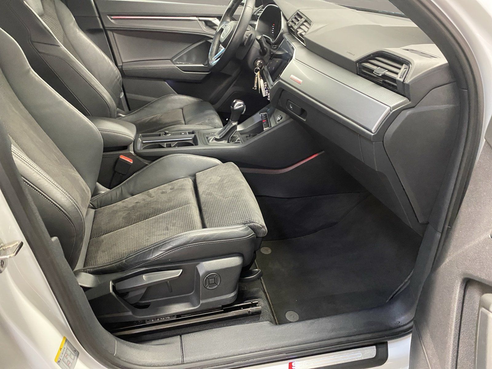 Audi Q3 - Bild 18