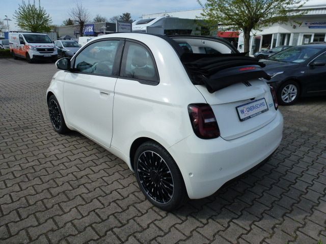 Fahrzeugabbildung Fiat 500 500e Cabrio 42 kWh (118 PS)