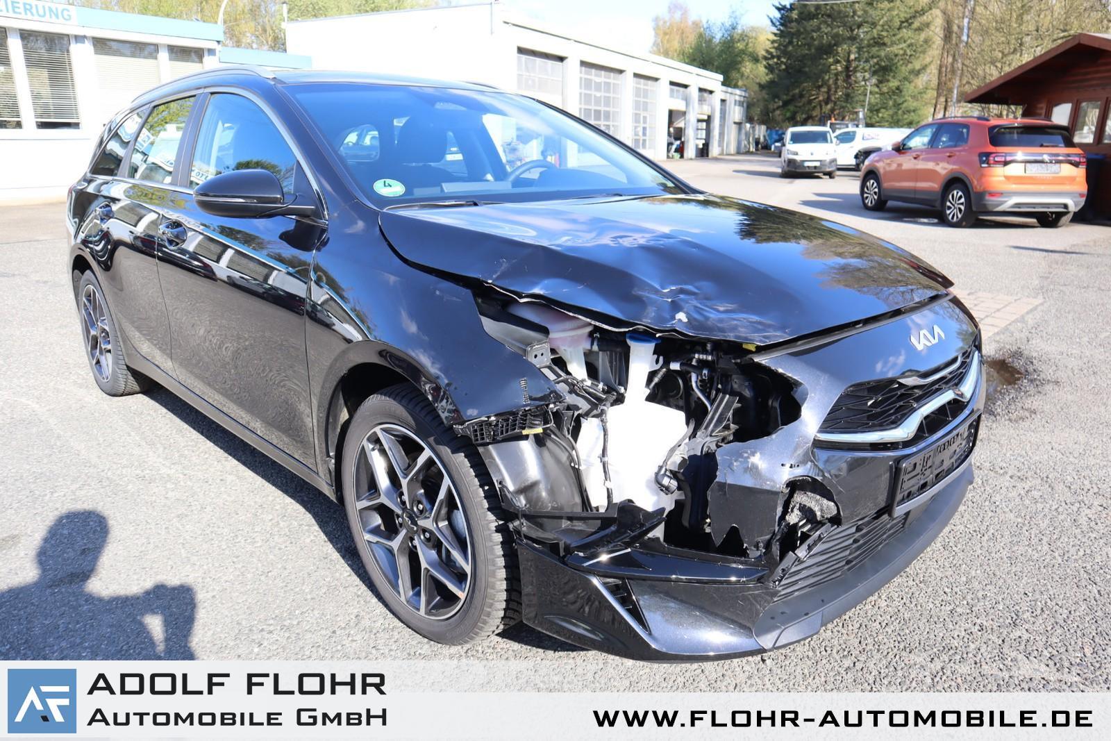 Kia Ceed 1.5 i Autom. Sportswagon Spirit  Kamera. Na
