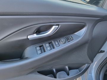 Fahrzeugabbildung Hyundai i30 1.5 T-GDI 7-DCT 48V N-Line ASSI PANO SITZP.