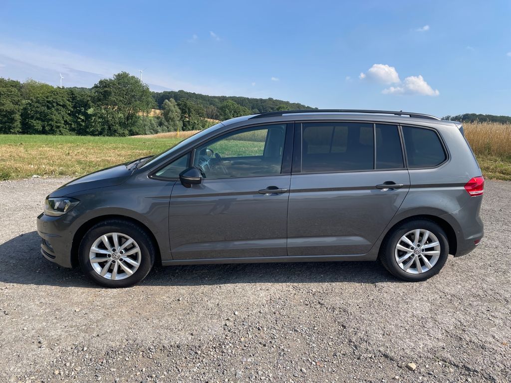 Image of Volkswagen Touran