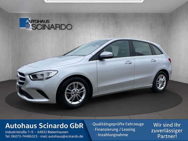 Mercedes-Benz B 180 d Style 7G-DCT *Navi**RFK*El.Heckklappe*