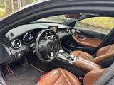 Mercedes-Benz 200 - Mercedes-Benz 200 mit Benzin-Antrieb