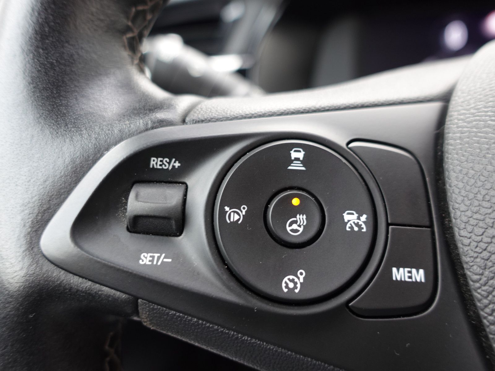 Fahrzeugabbildung Opel Corsa-e Elegance,ActiveDrive,3-phasig,Sitzhz,LED