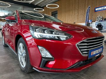 MYAUTOCENTER – Gebraucht- und Jahreswagen mit Werkstattservice in Pfaffenhofen Ford Focus Lim. *Pano*Kamera*AHK*LED*