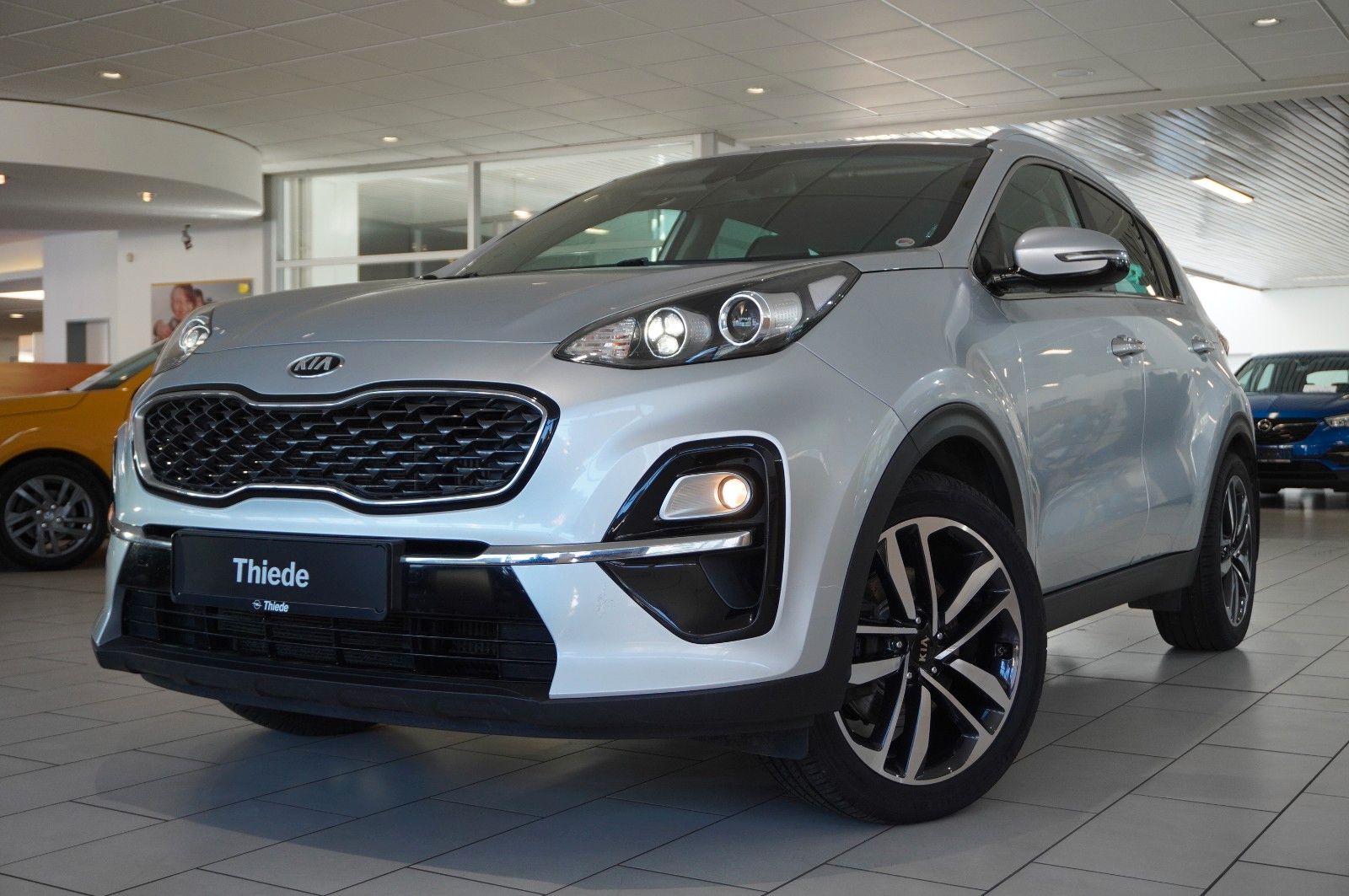 Fahrzeugabbildung Kia Sportage 1.6 CRDI 2WD DCT NAVI/LED/KAMERA/SH/AHK