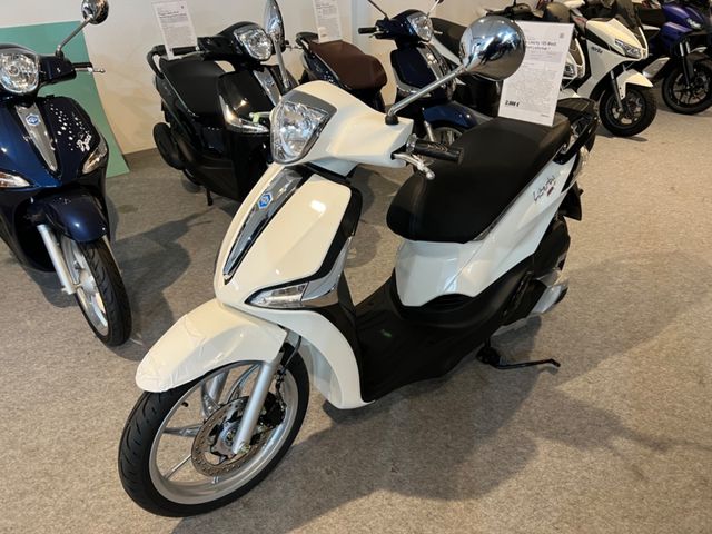 Piaggio Liberty 125 Weiß Neu Sofort Lieferbar !