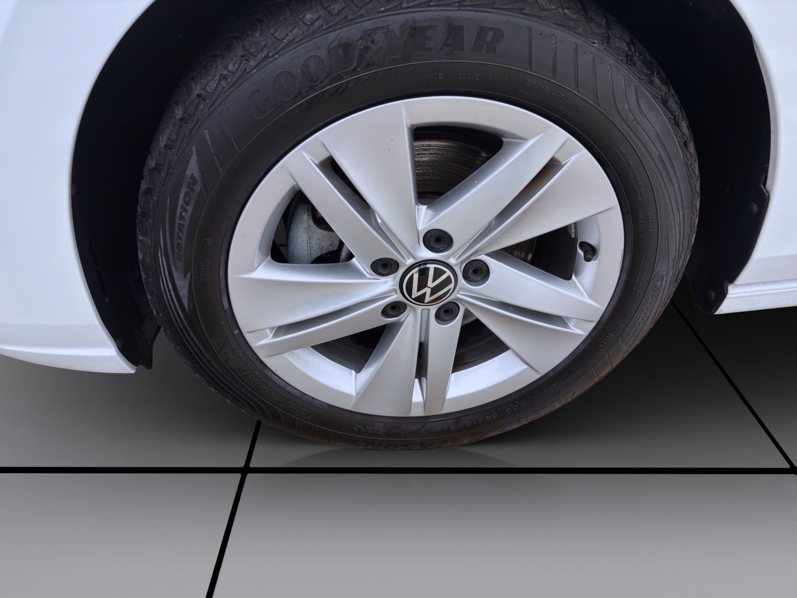 Volkswagen Golf - Bild 8