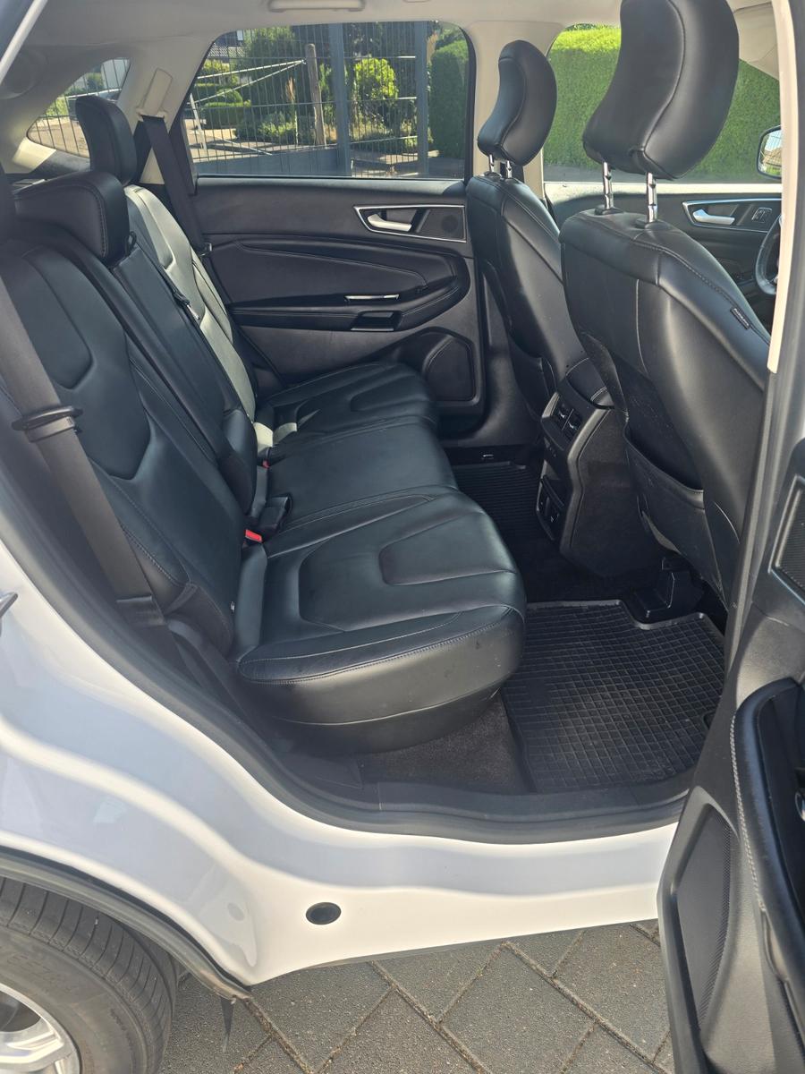 Ford Edge 2,0 l TDCi Bi-Turbo 4x4 Titanium Autom