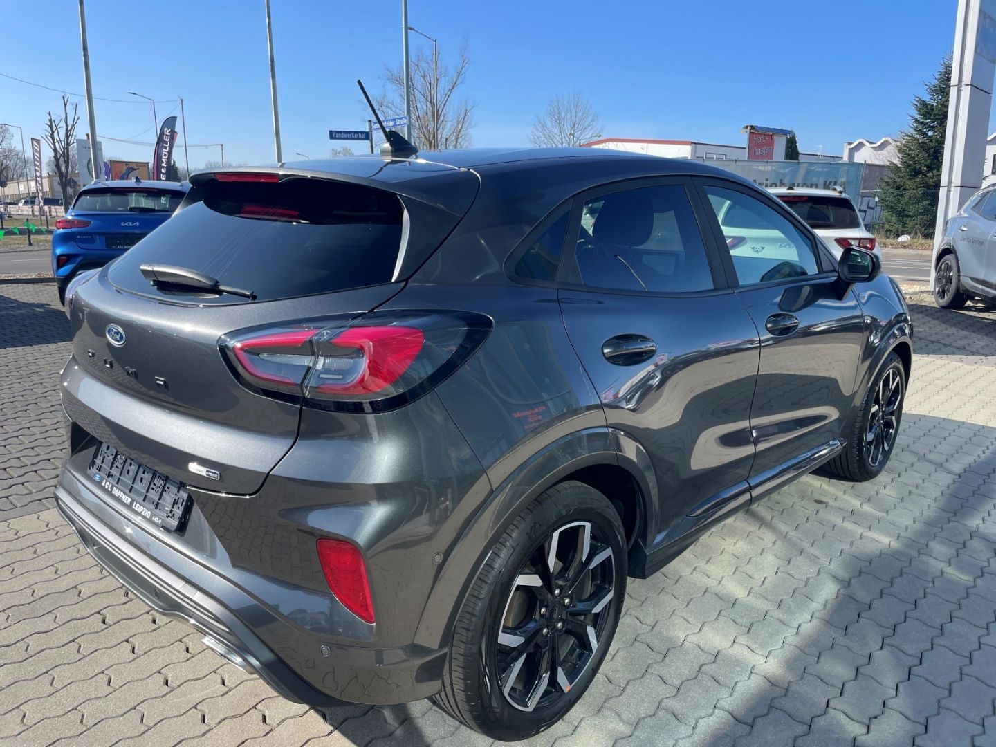 Fahrzeugabbildung Ford Puma ST-Line VerkehrszeichenERK Kamera DAB Navi