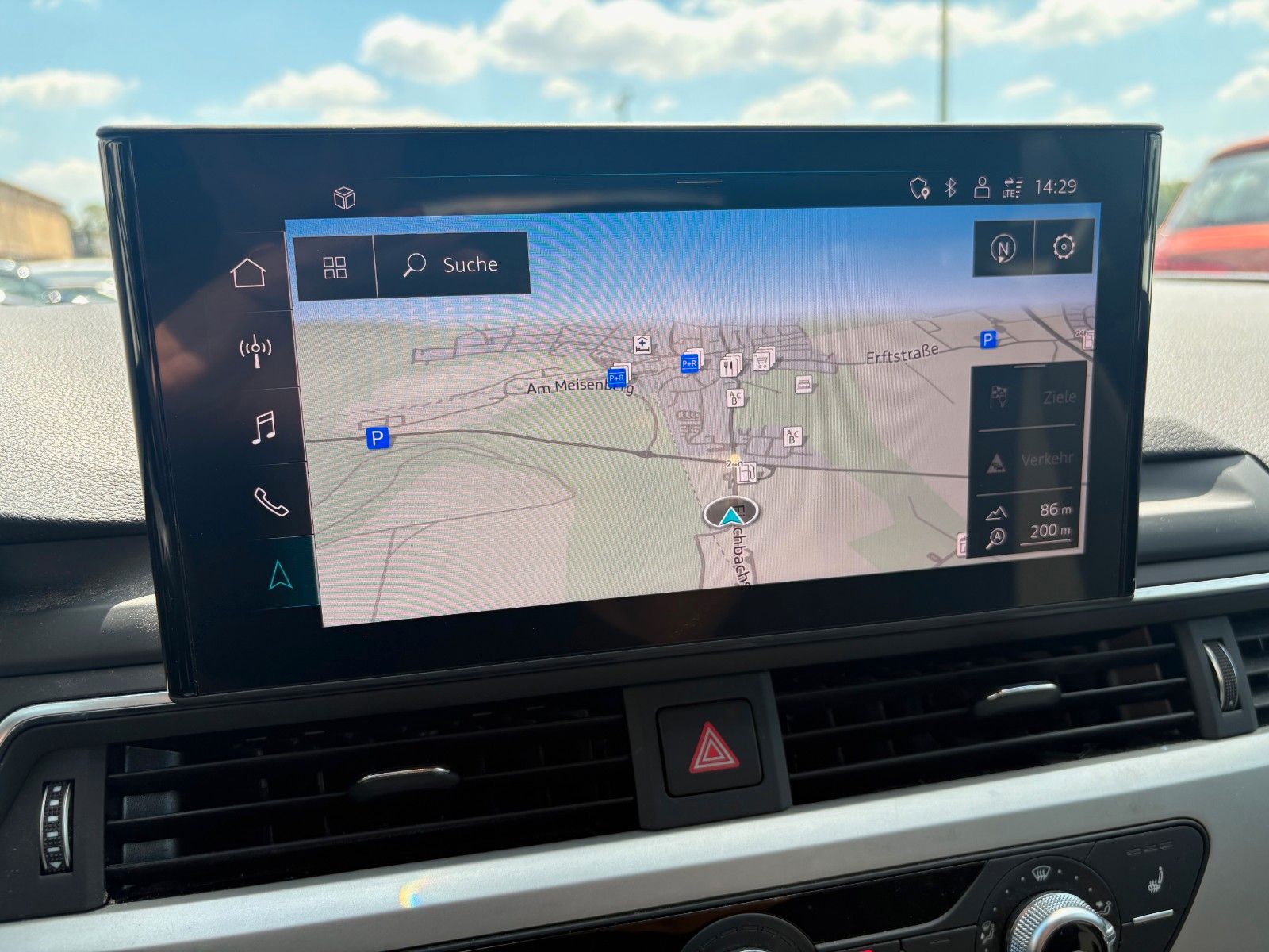 Fahrzeugabbildung Audi A4 Avant 35 TDI advanced Aut Navi LED AHK Kamera