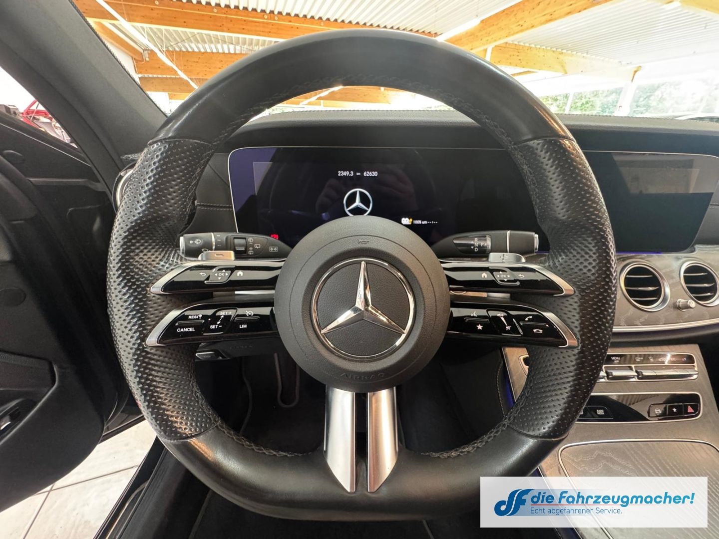 Fahrzeugabbildung Mercedes-Benz E 300 -Klasse EU6d  Sportpaket Niveau Digitales