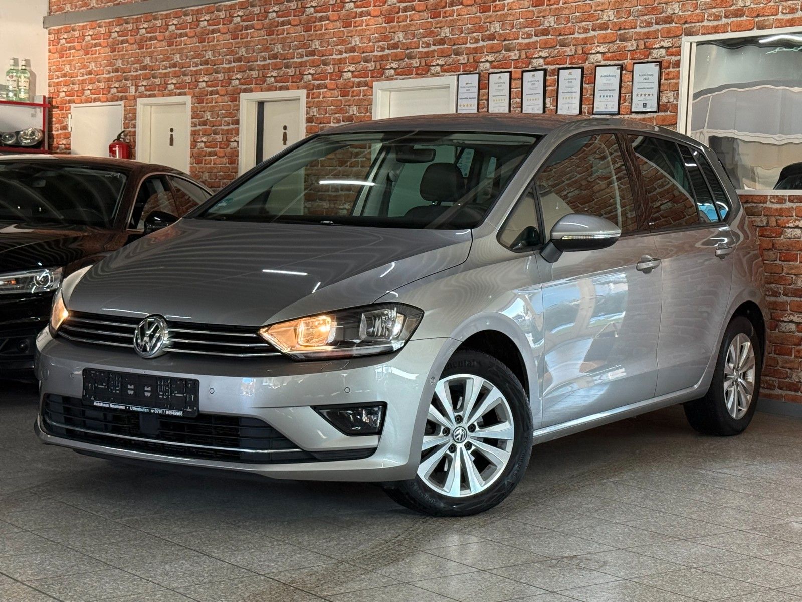 VW Golf Sportsvan VII Allstar-1.2-PDC-SHZ