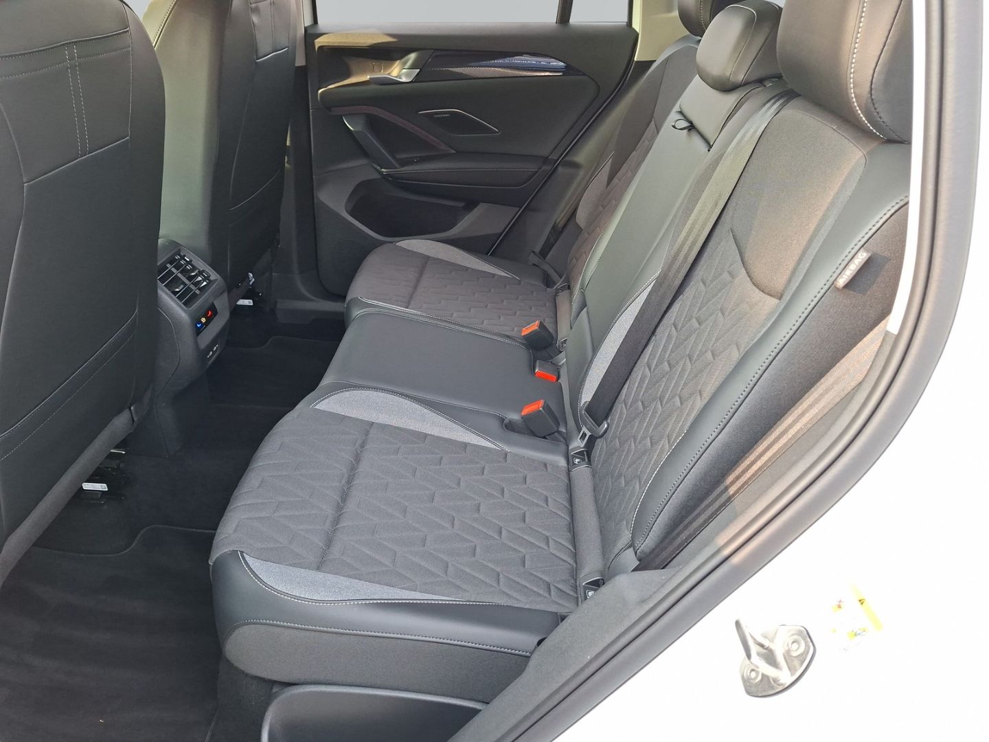 Tiguan 1.5 TSI eHybrid Energy *NAVI*AHK*DCC*