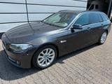 BMW 525d Touring *2.Hand/Autom./Luftfed./Scheckheft* - BMW 525 in Dortmund