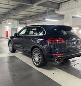 Porsche Cayenne S E-Hybrid | top gepflegt  - Porsche Gebrauchtwagen in Velbert