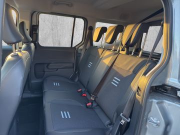 Ford Tourneo Courier 1.0 EcoBoost Active Kam.+KeyLess