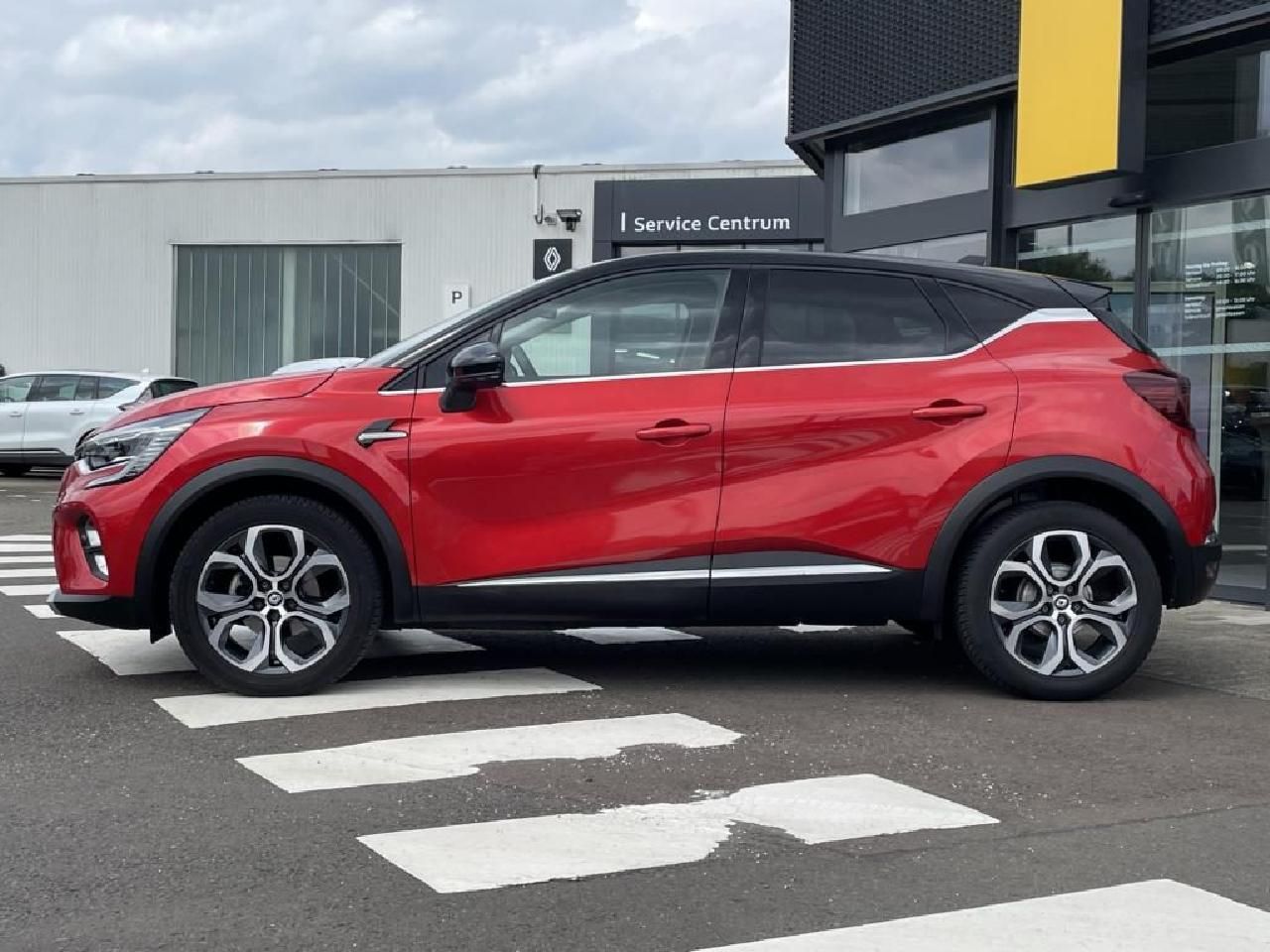 Renault Captur Techno Fast Track mild hybrid 140 imagem 2