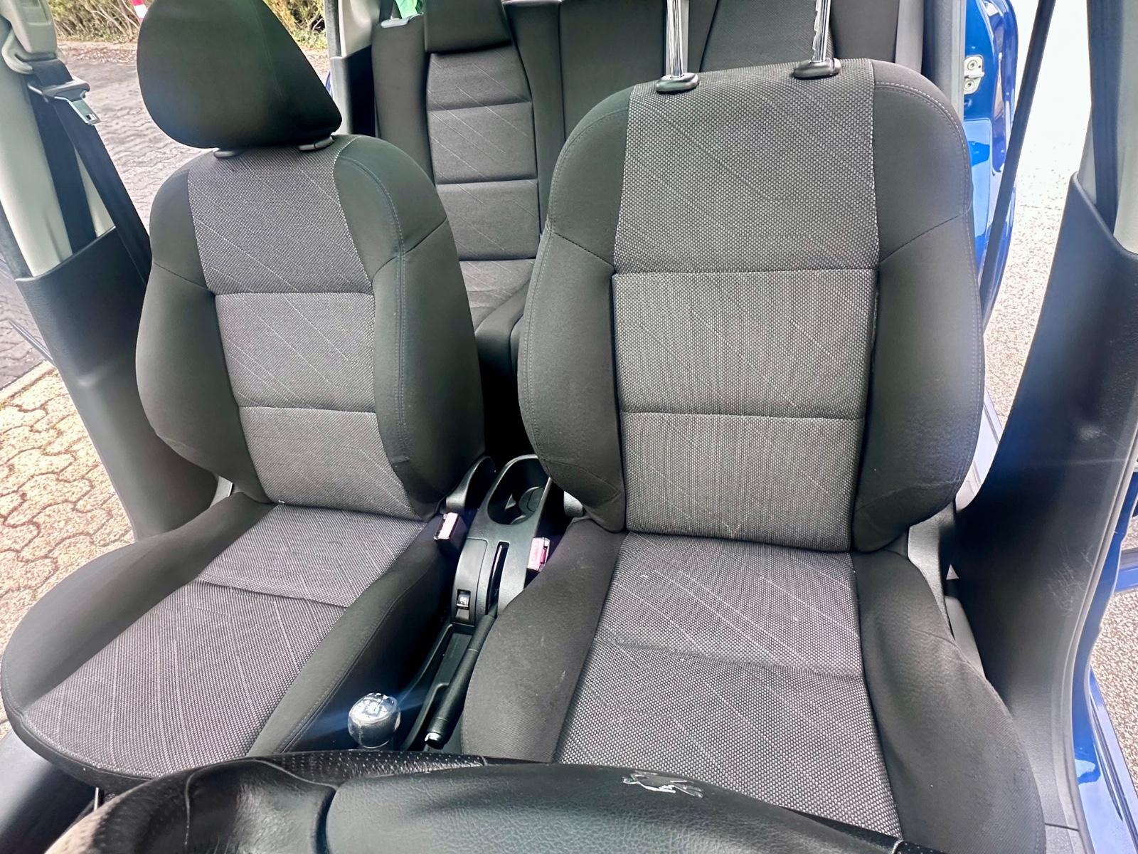 Peugeot 207 2008 — photo 16