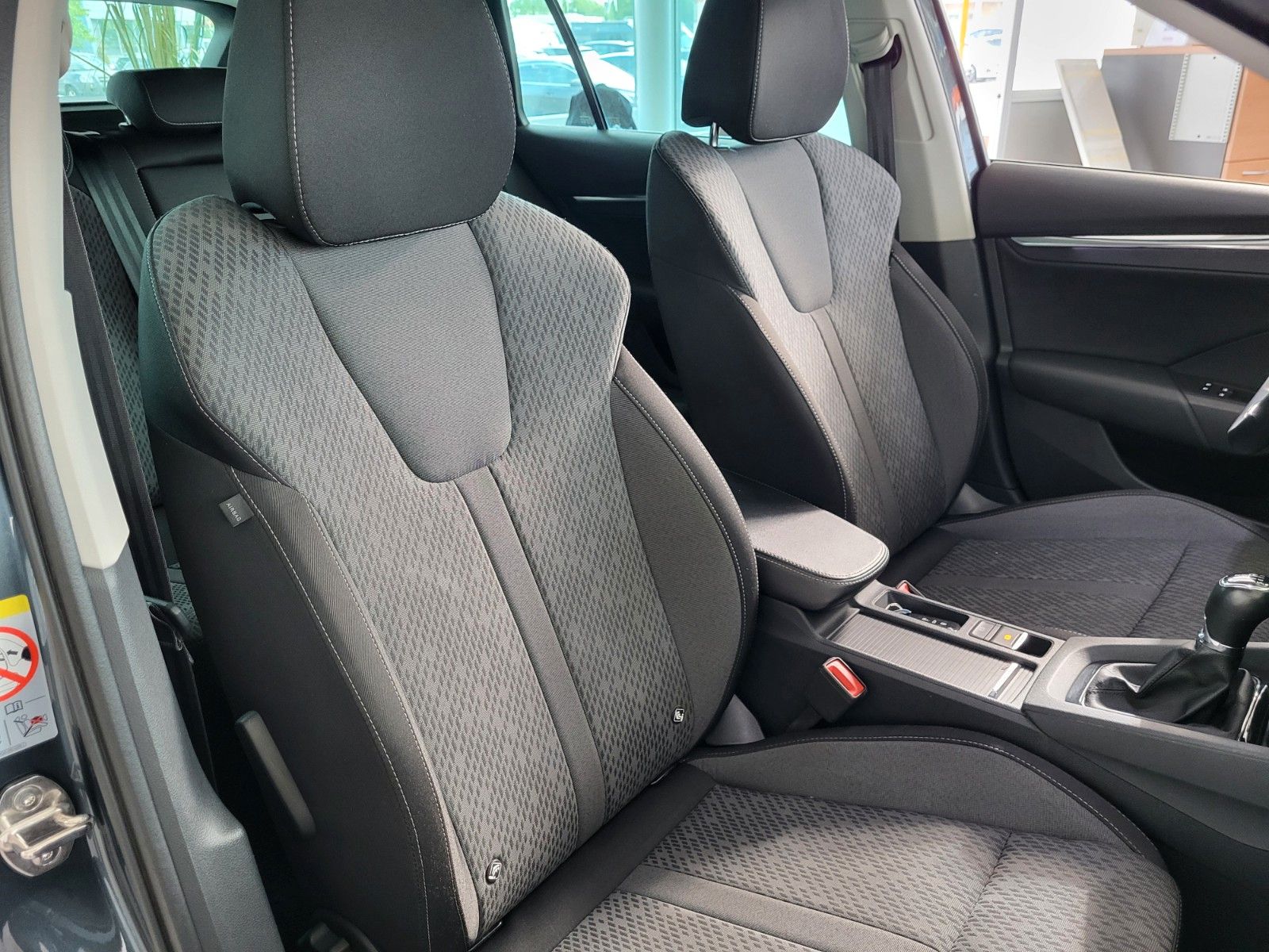 Fahrzeugabbildung SKODA Octavia Combi Style Sitzheizung, Navi, Kamera