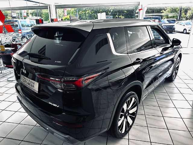 Mitsubishi Outlander 2.4L PHEV TOP 2-Farb