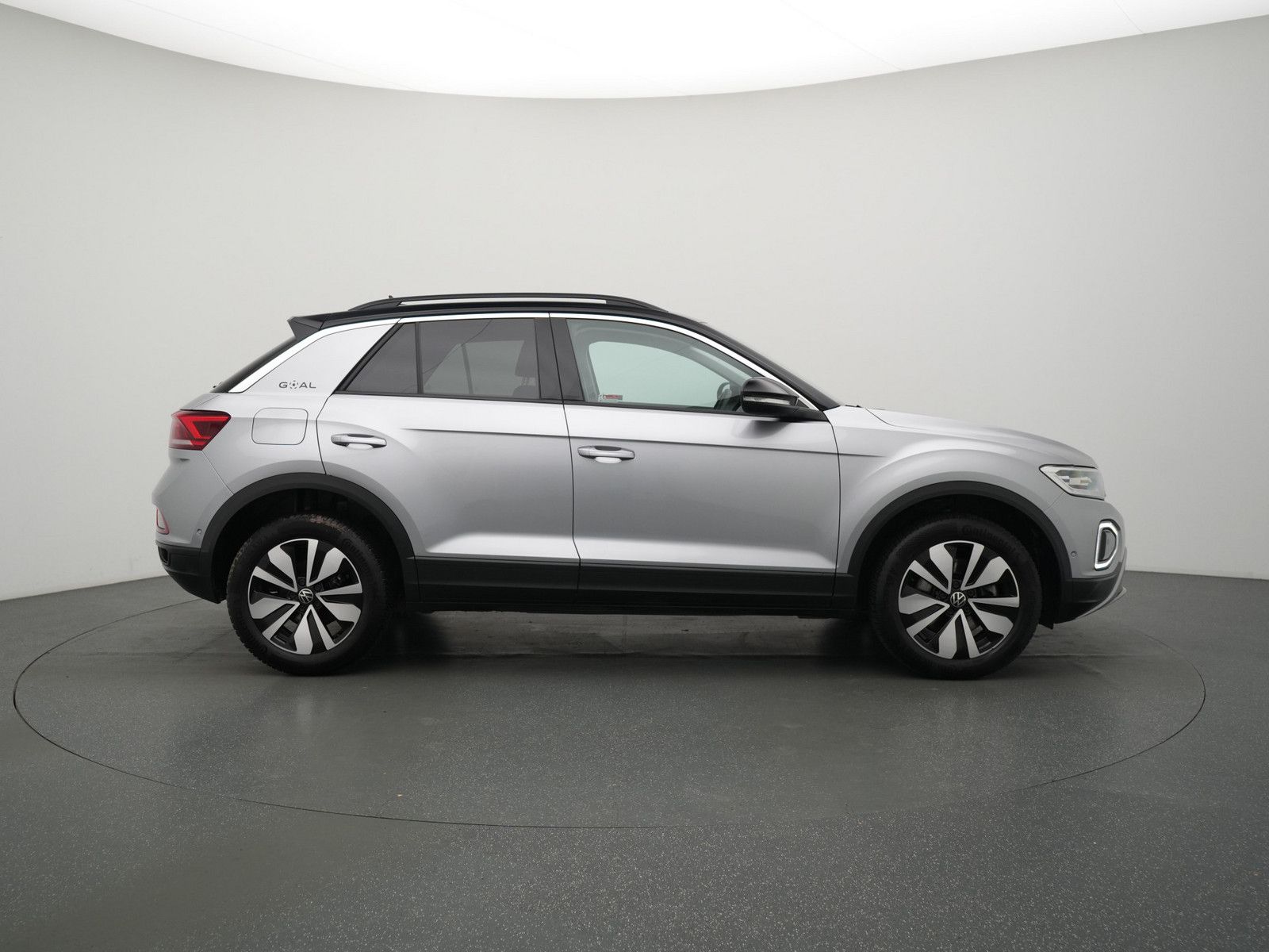 Volkswagen T-Roc - Bild 2
