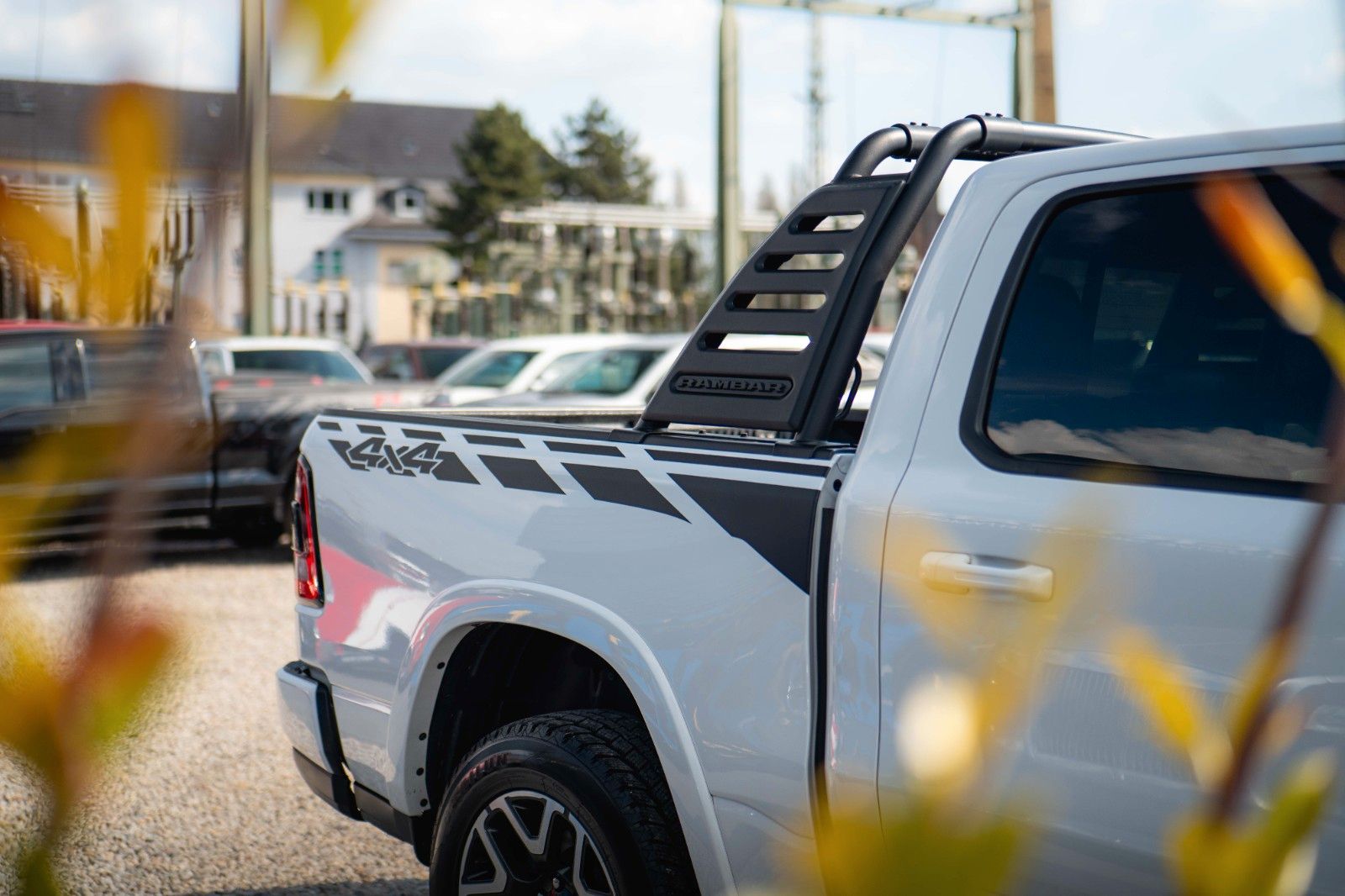 Fahrzeugabbildung Dodge RAM 3.0 MY 25 TWIN TURBO LARAMIE Night Pano ACC